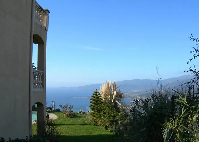 Petit Coin De Paradis, Vue Panoramique &montagne, Piscine Privee...
