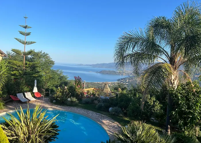 公寓 Petit Coin De Paradis, Vue Panoramique &montagne, Piscine Privee... 卡尔卡托吉奥