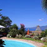 Petit Coin De Paradis, Vue Panoramique &montagne, Piscine Privee... Apartamento