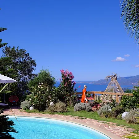 Petit Coin De Paradis, Vue Panoramique &montagne, Piscine Privee... דירה