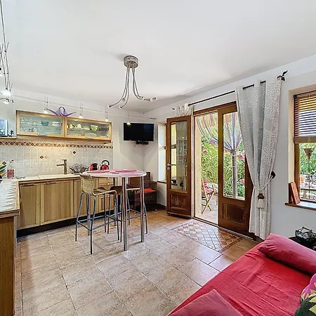 Petit Coin De Paradis, Vue Panoramique &montagne, Piscine Privee... *