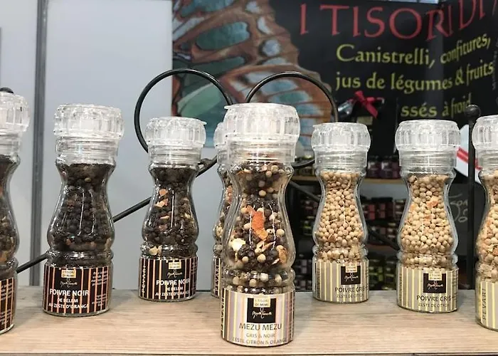 Petit Coin De Paradis, Vue Panoramique &montagne, Piscine Privee... Appartement *