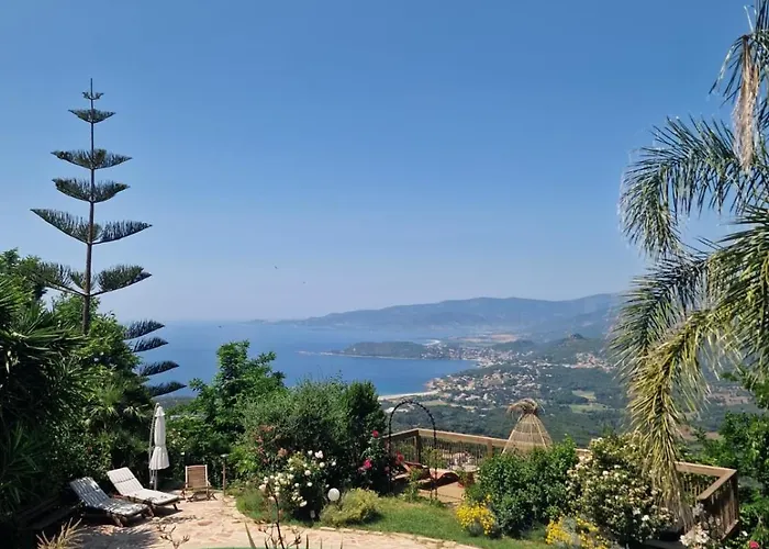Petit Coin De Paradis, Vue Panoramique &montagne, Piscine Privee... 아파트 칼카토지오