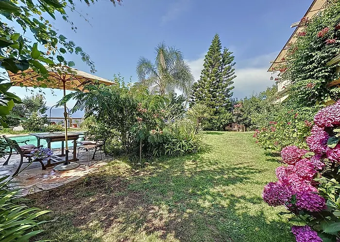 Petit Coin De Paradis, Vue Panoramique &montagne, Piscine Privee... *